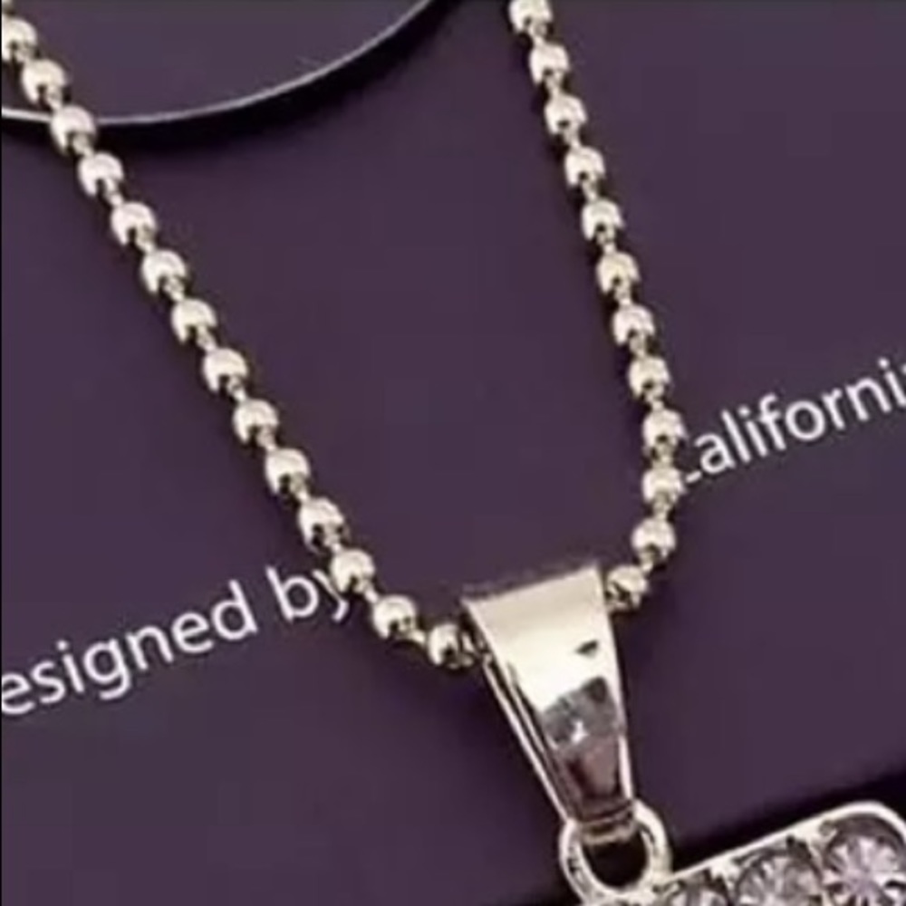 Unique Rhinestone Necklace! - Picture 4 of 4